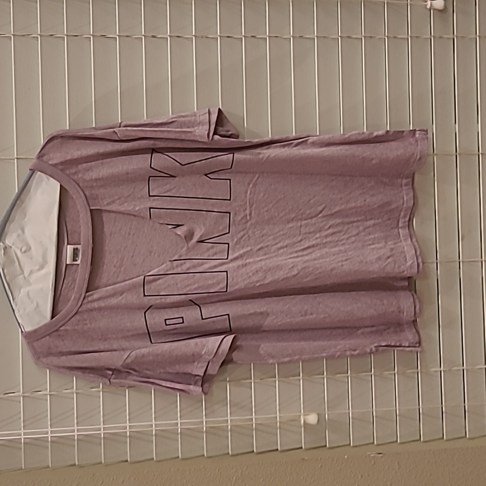 Pink tshirt